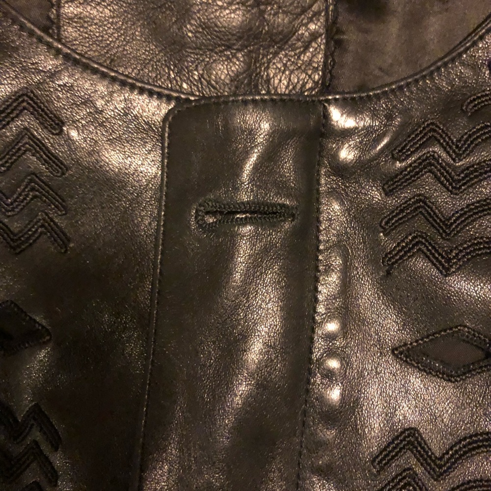 💫HP!🥳🥰💫Vintage Leather Aztec Laser Cut Jacket - Picture 6 of 14